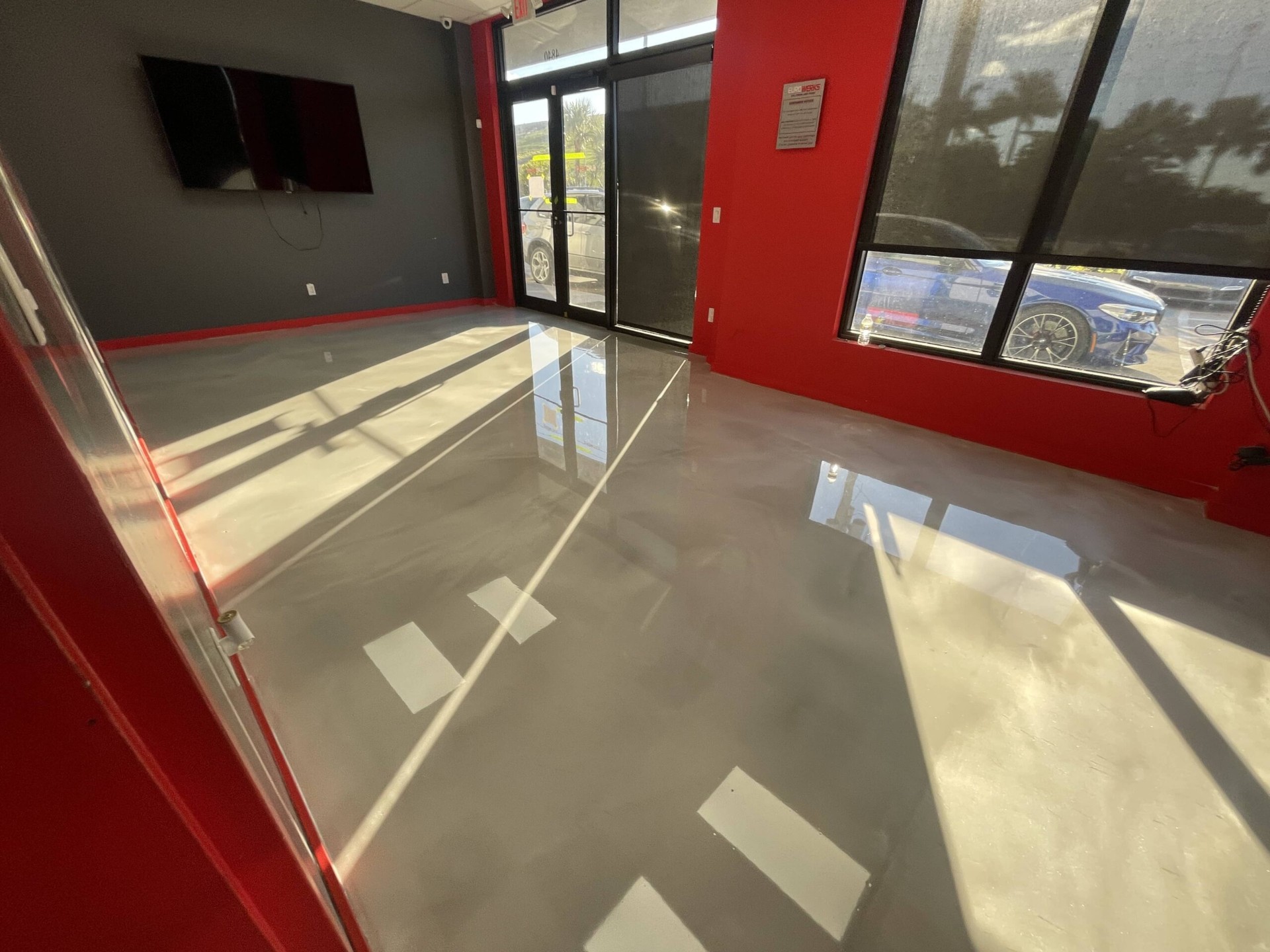 Commercial epoxy floor installation
